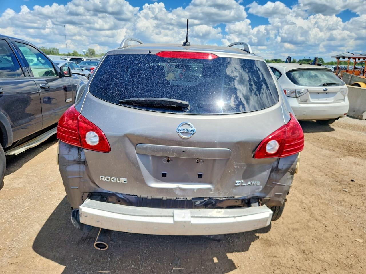 2009 Nissan Rogue S - Image 6