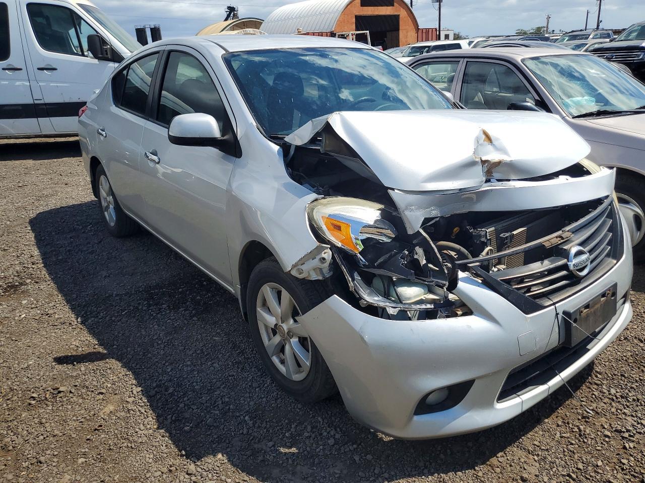 2013 Nissan Versa 1.6 S - Image 4