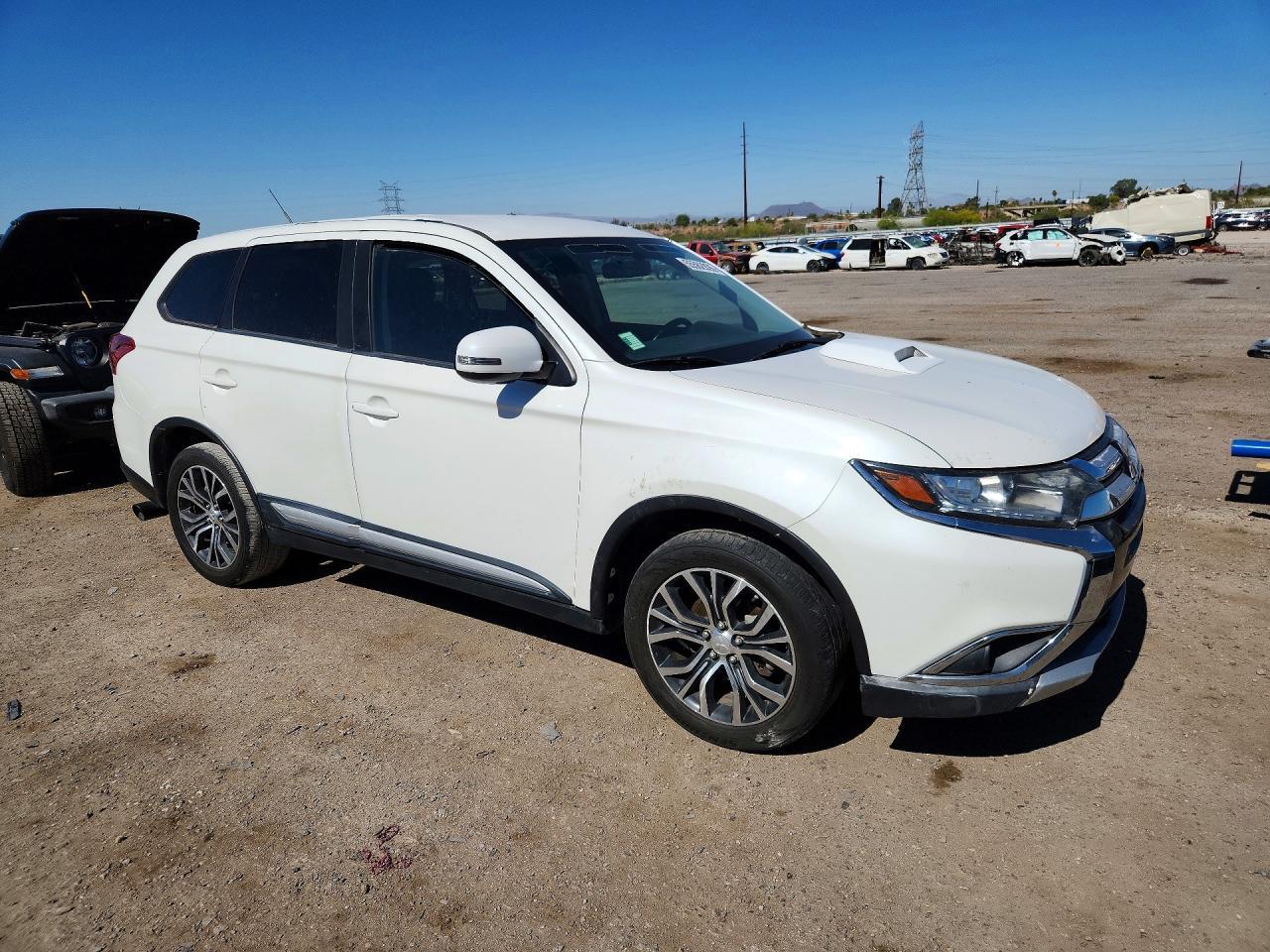 2016 Mitsubishi Outlander - Фото 4