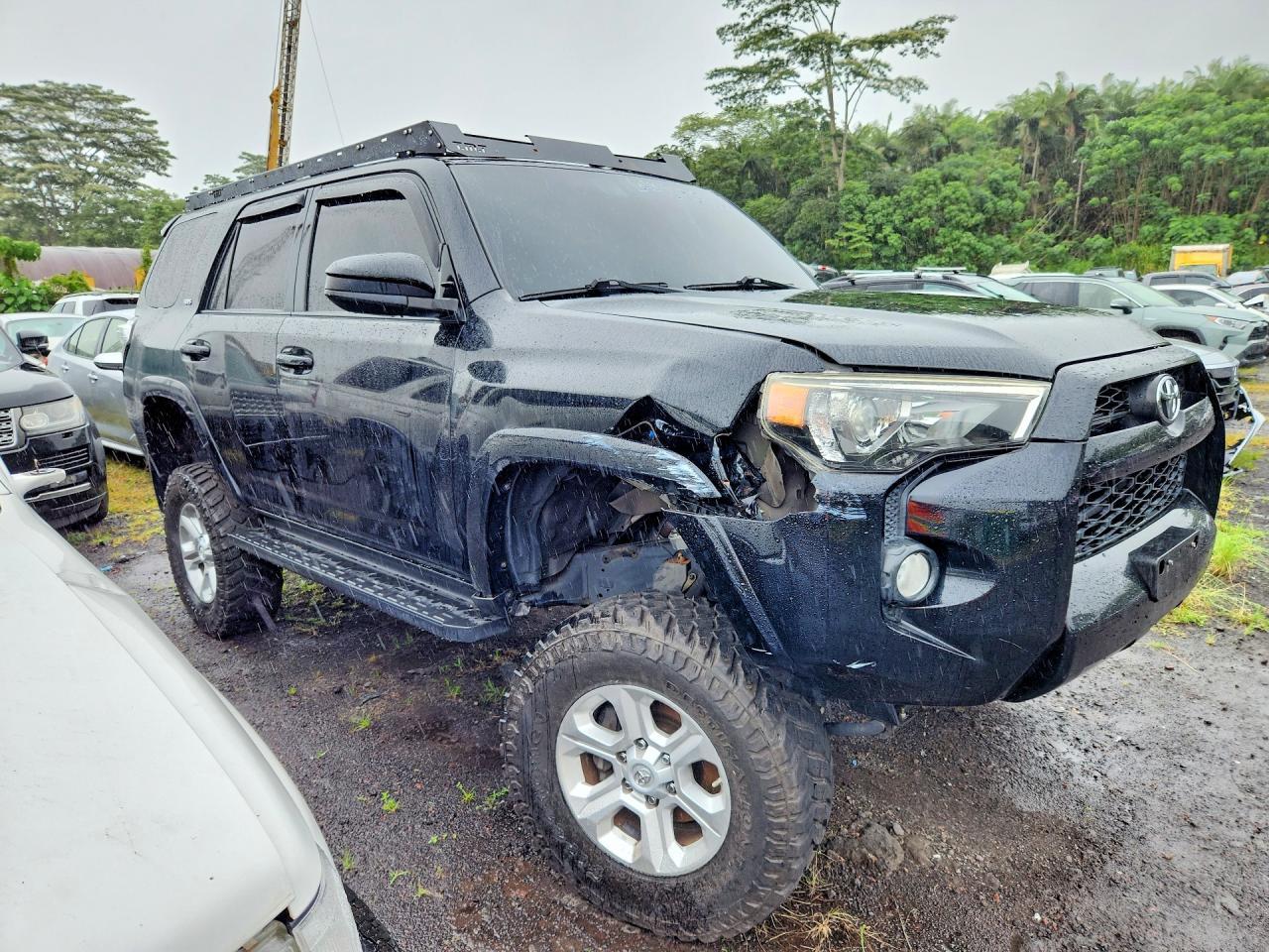 2018 Toyota 4Runner Sr5 - Image 4