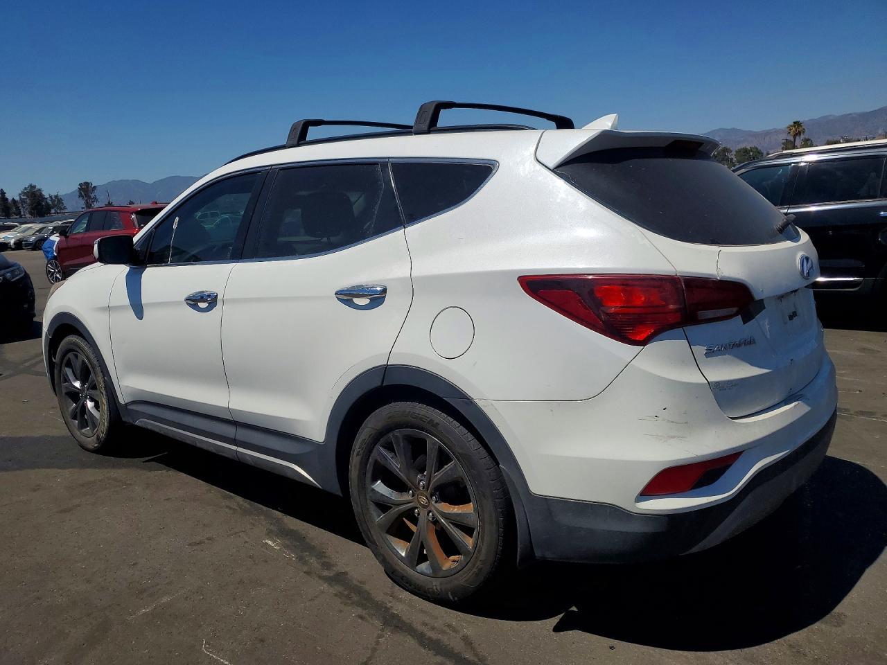 2017 Hyundai Santa Fe Sport 2.0T Ultimate - Фото 2