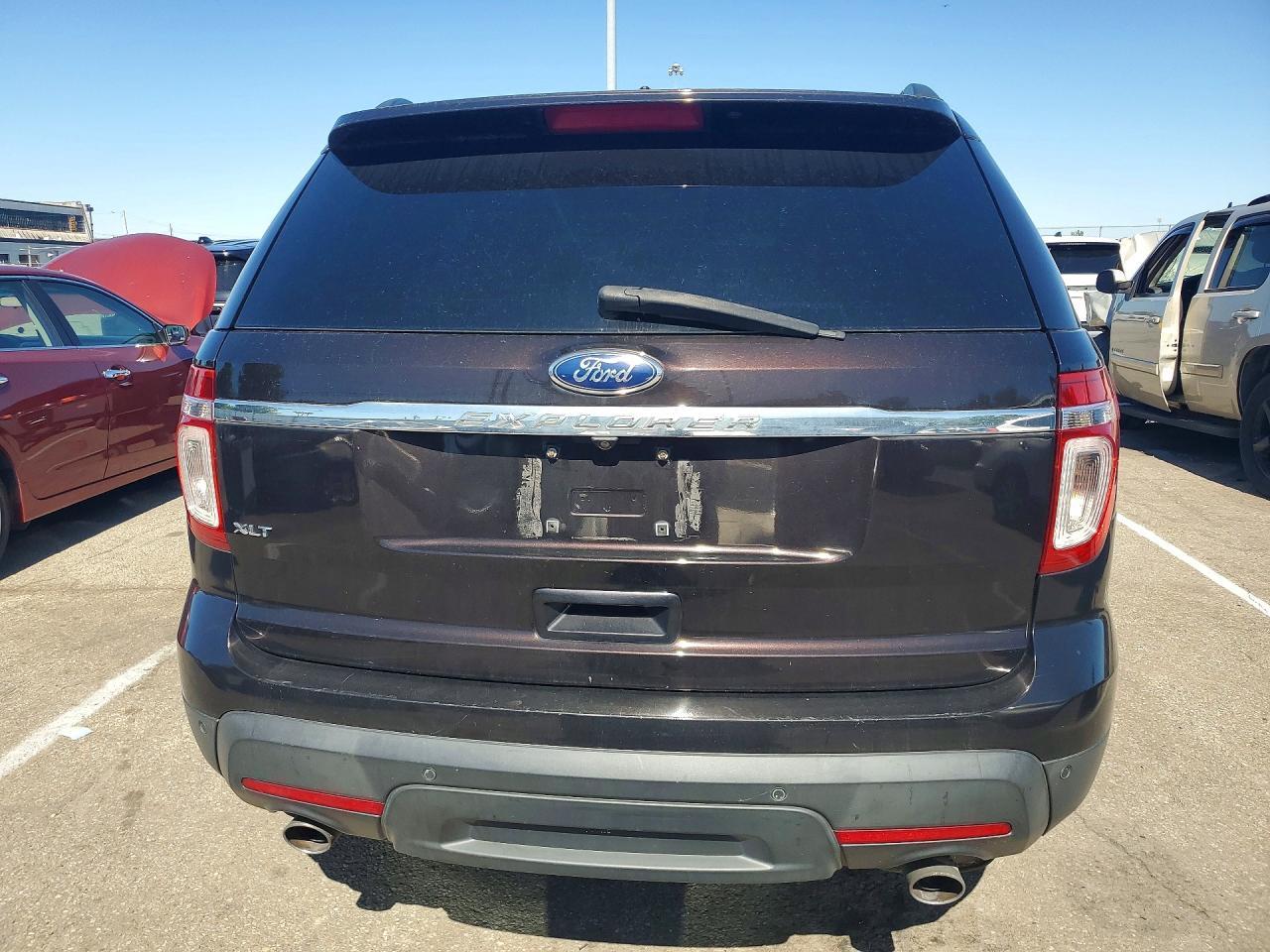 2013 Ford Explorer Xlt - Image 6