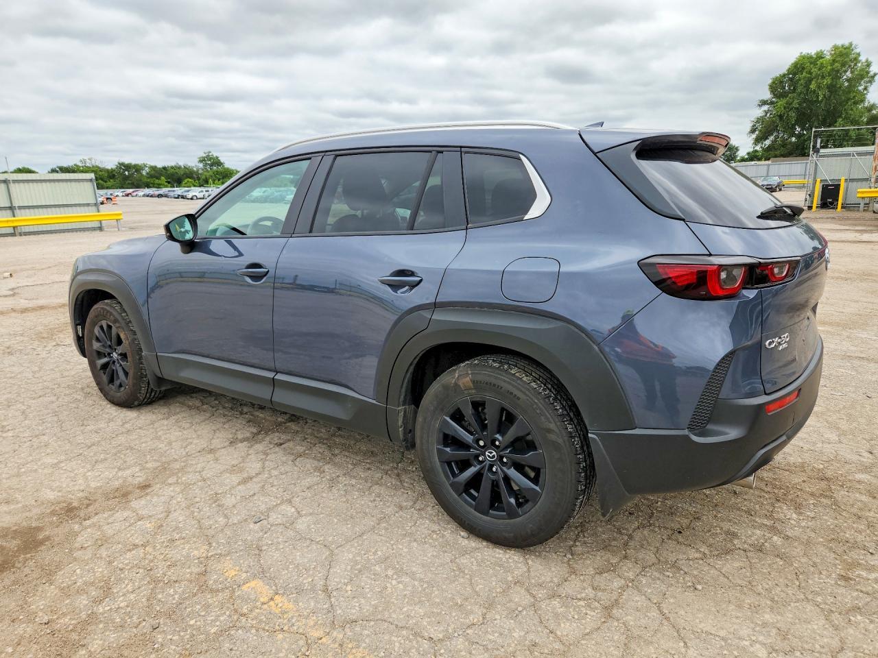 2025 Mazda Cx-50 Premium - Фото 2