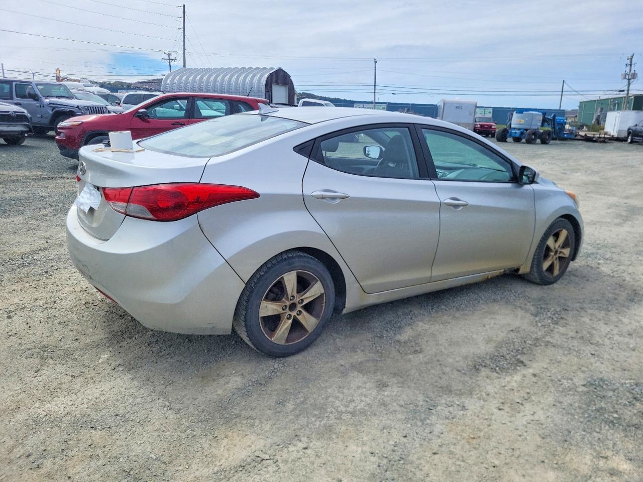 2013 Hyundai Elantra Gls - Image 3