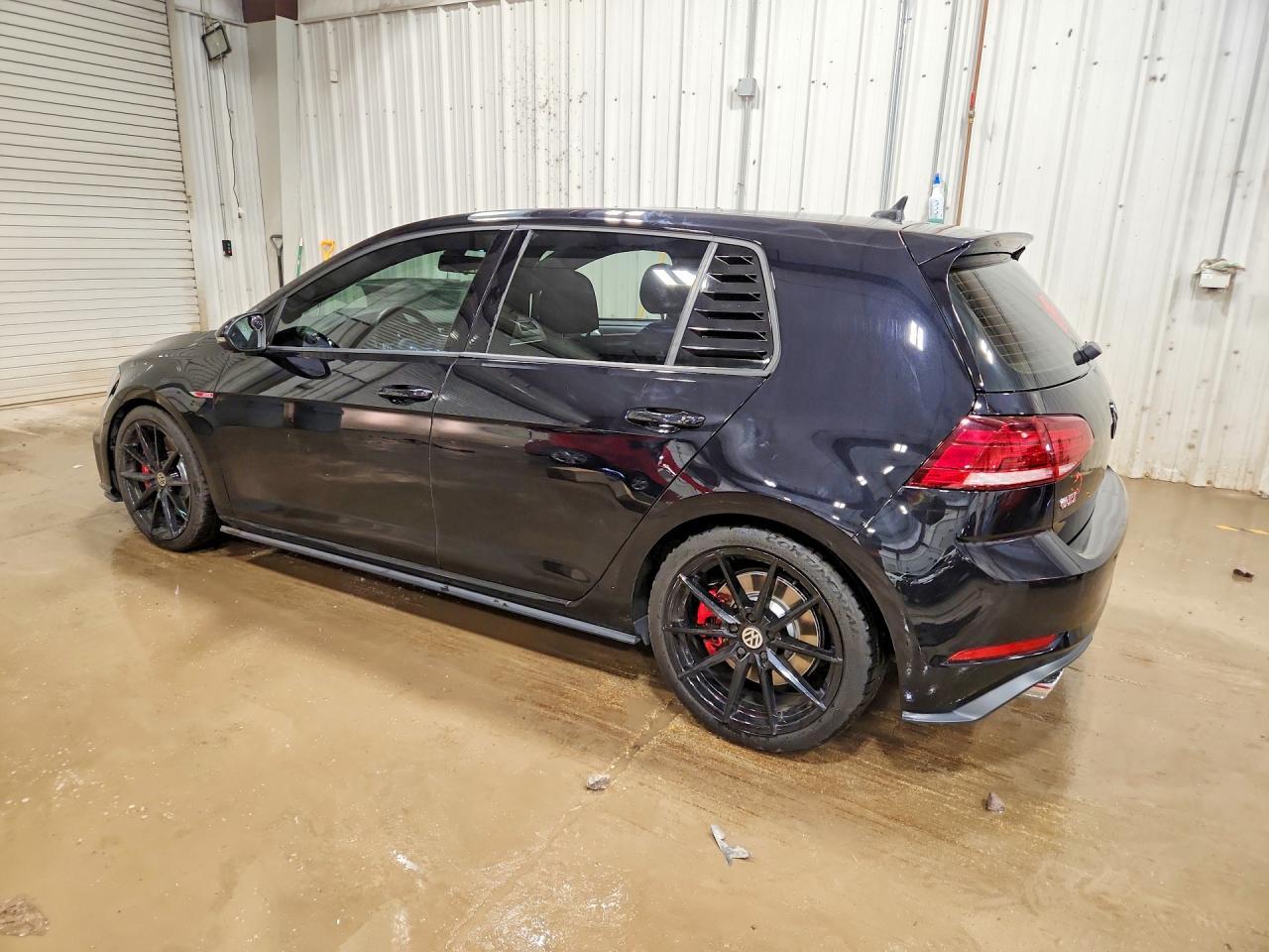 2020 Volkswagen Gti S - Фото 2