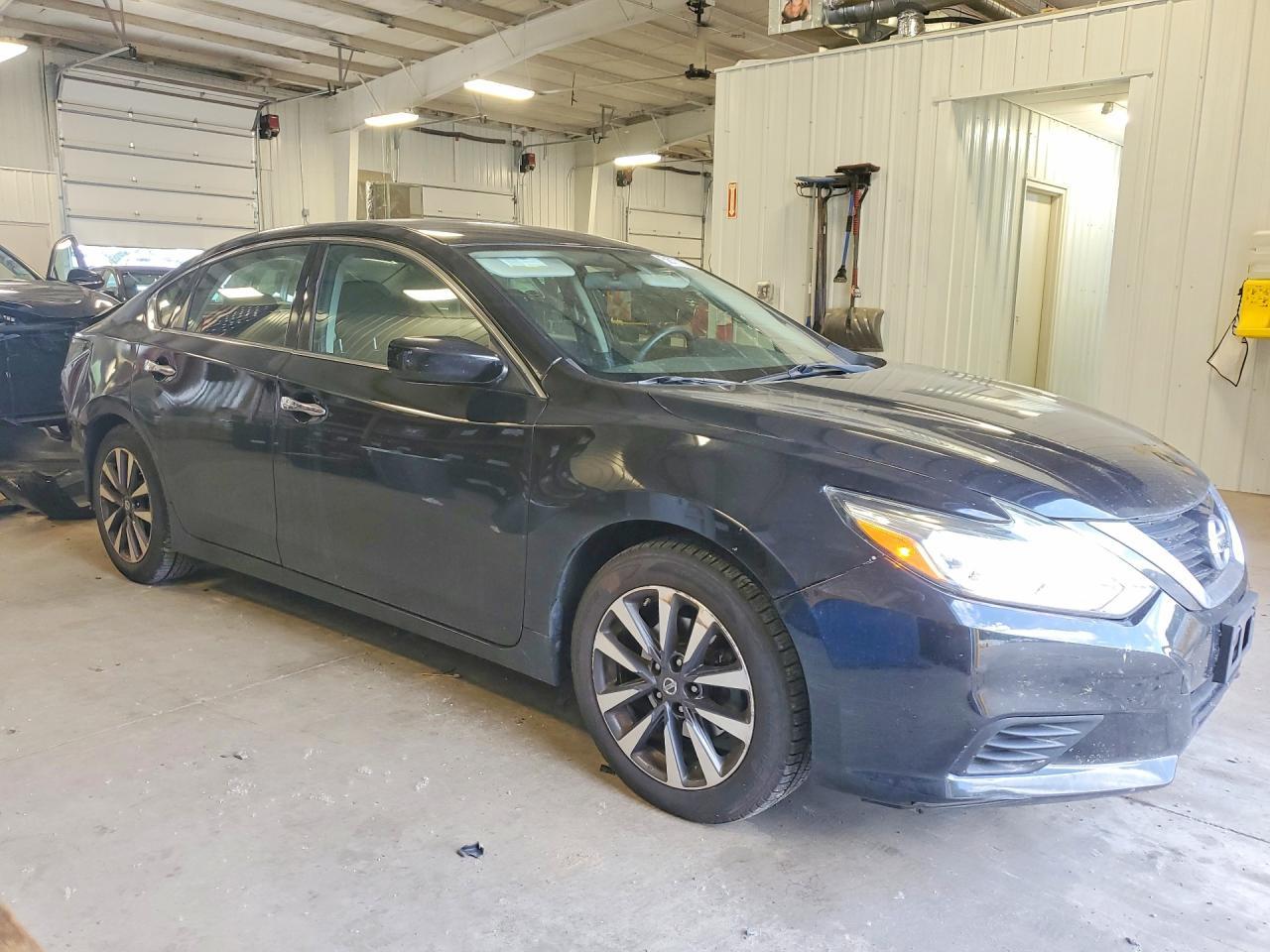 2017 Nissan Altima 2.5 S - Image 4