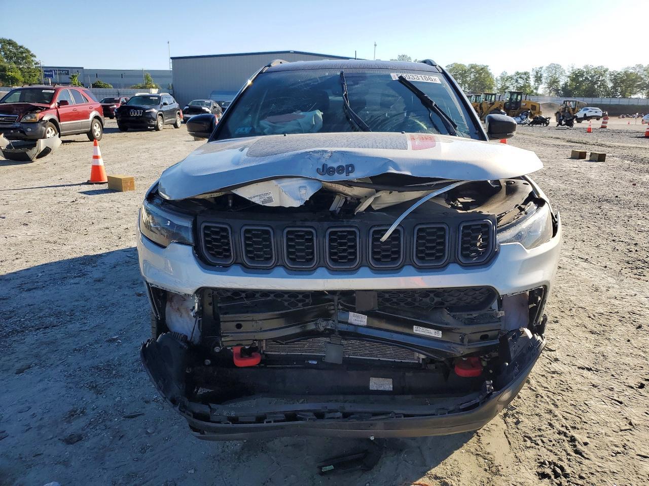 2024 Jeep Compass Trailhawk - Фото 5