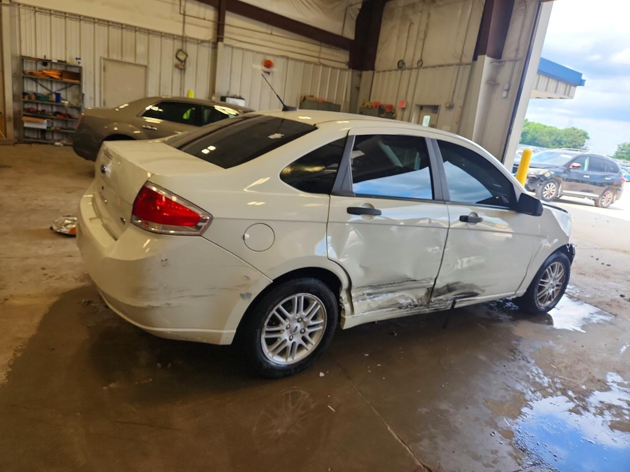 2009 Ford Focus Se - Фото 3