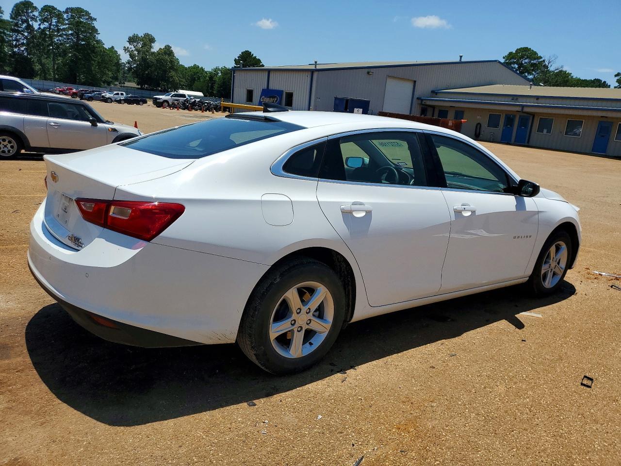 2025 Chevrolet Malibu Ls - Фото 3