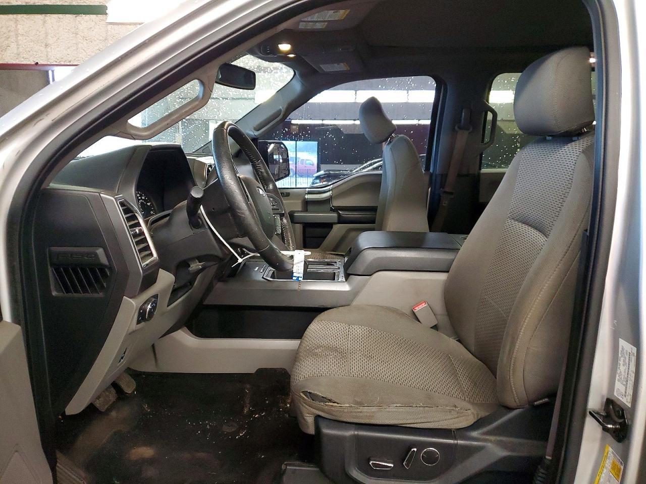2015 Ford F150 Supercrew - Фото 7