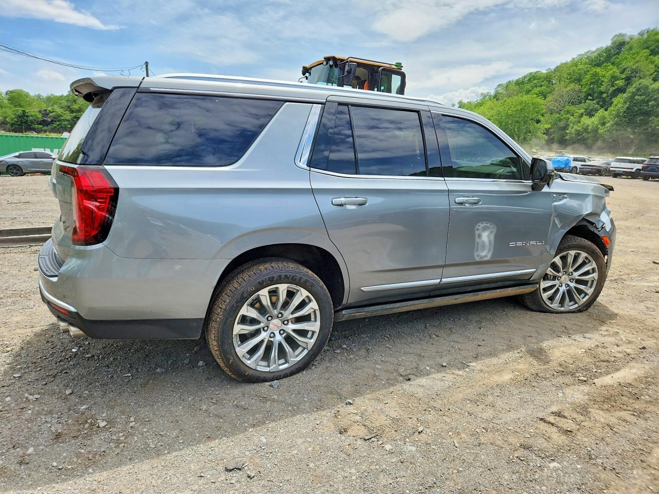 2024 GMC Yukon Denali - Фото 3