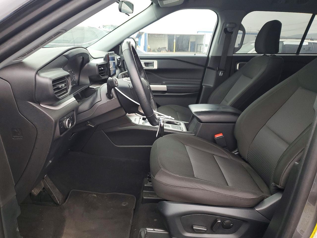 2023 Ford Explorer Xlt - Фото 7