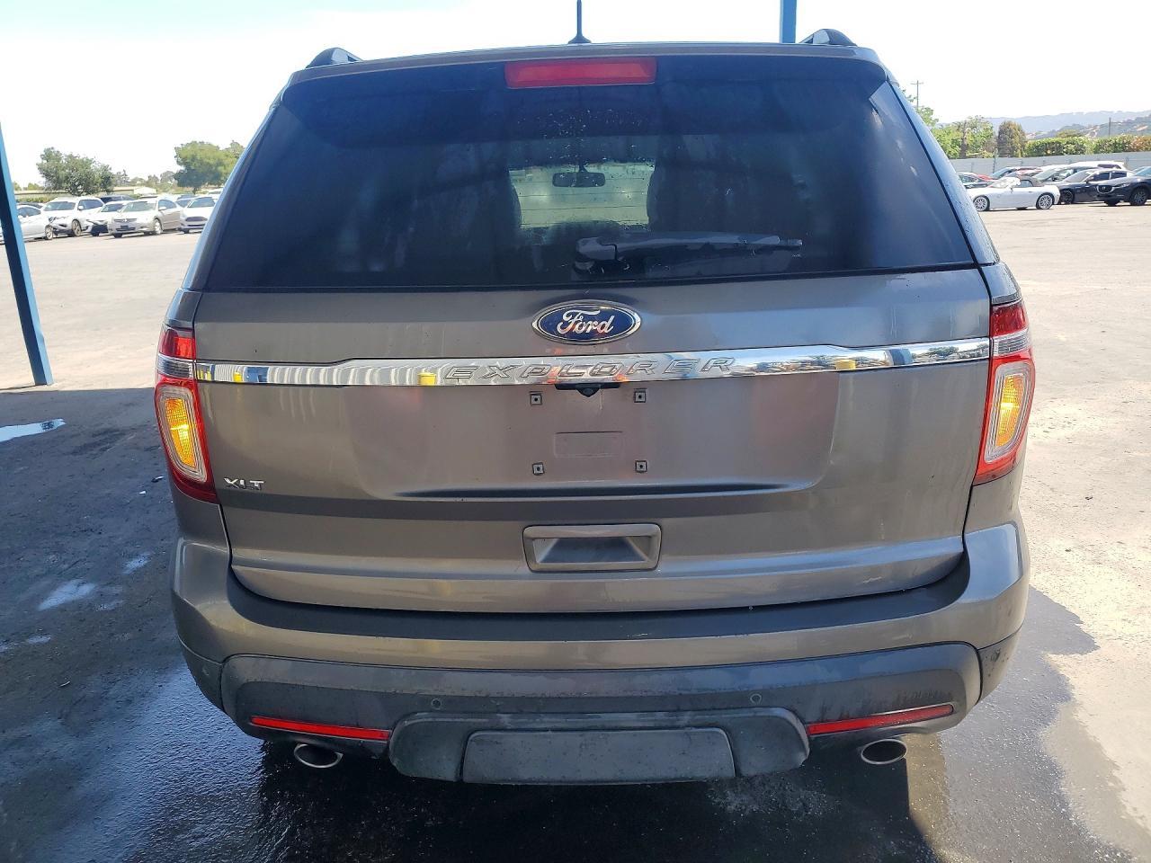 2013 Ford Explorer Xlt - Image 6