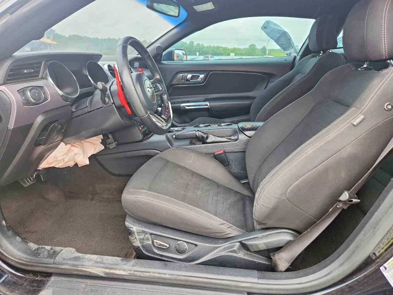 2015 Ford Mustang - Image 7