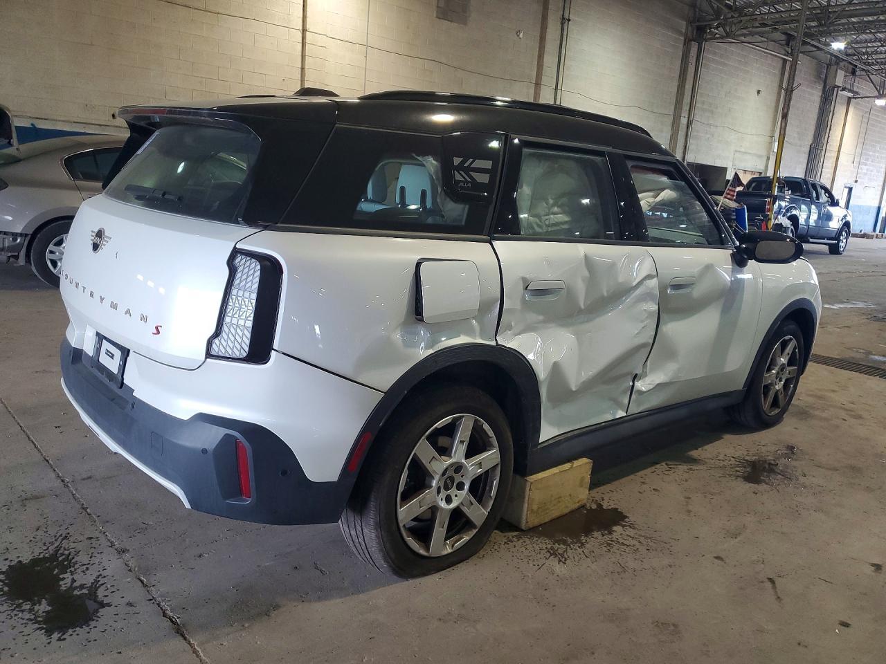 2025 Mini Countryman S All4 - Фото 3
