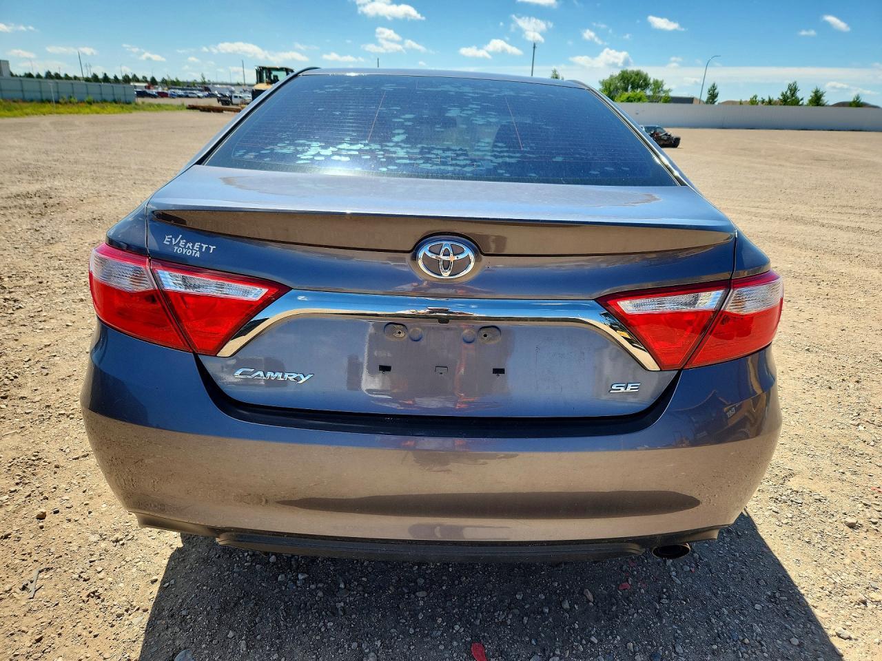 2017 Toyota Camry Se - Фото 6