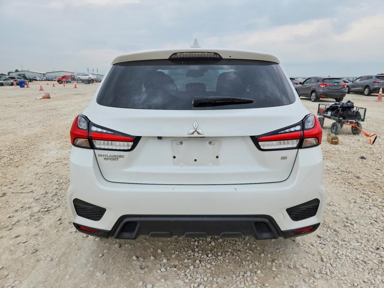 2021 Mitsubishi Outlander Sport Se - Фото 6