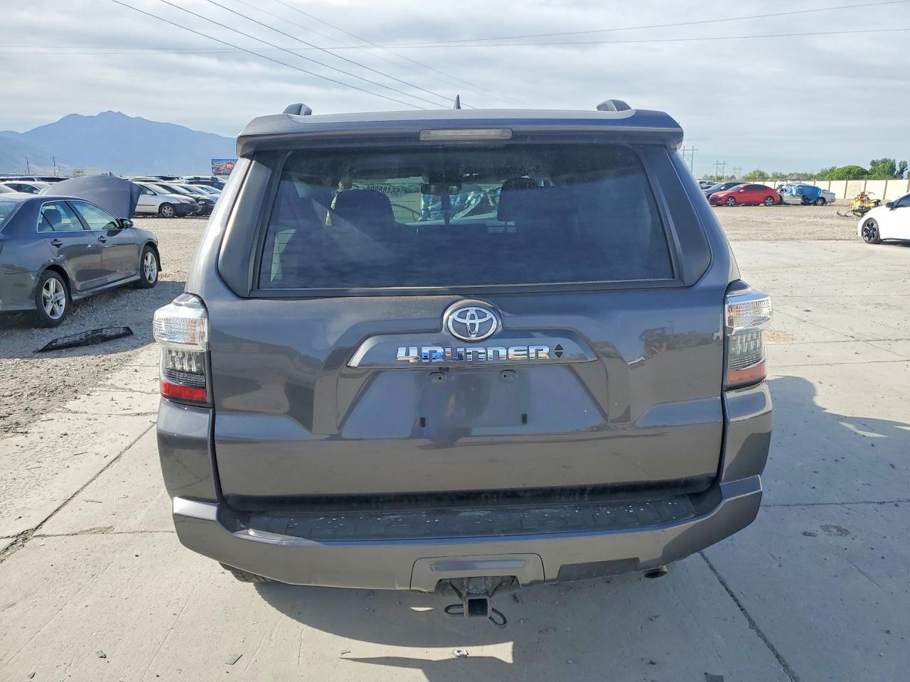 2022 Toyota 4Runner Sr5 Premium - Фото 6
