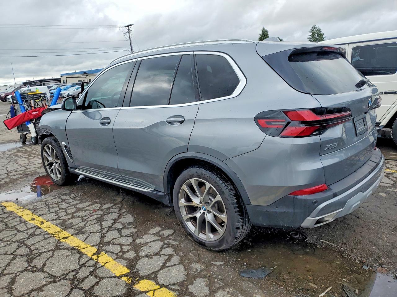 2025 BMW X5 xDrive40I - Фото 2