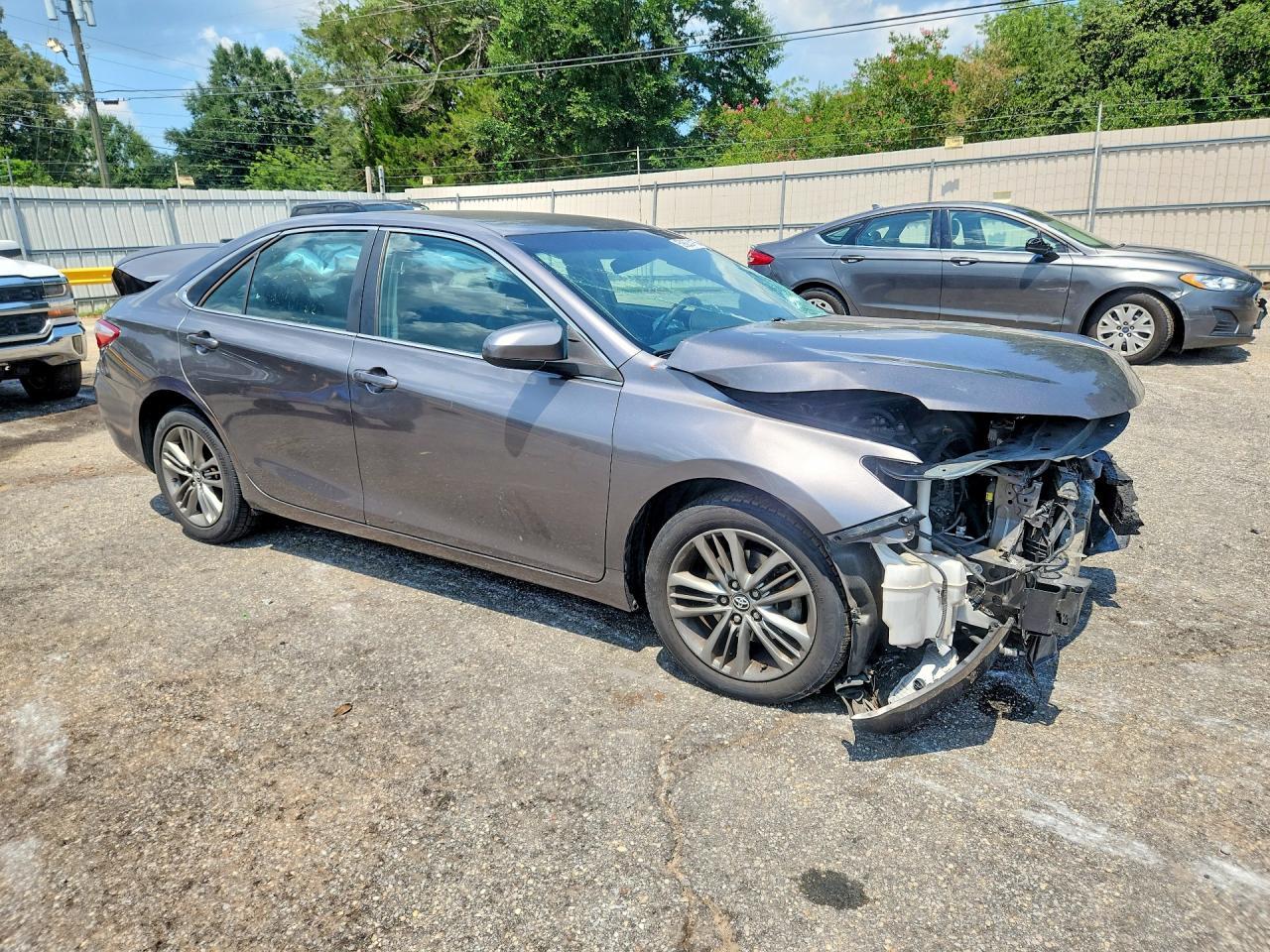 2017 Toyota Camry Se - Фото 4