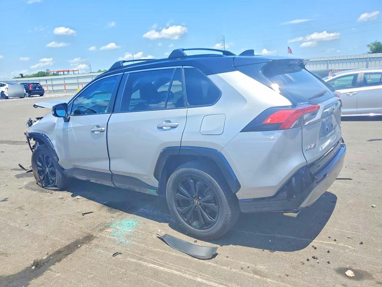 2022 Toyota Rav4 Xse - Фото 2