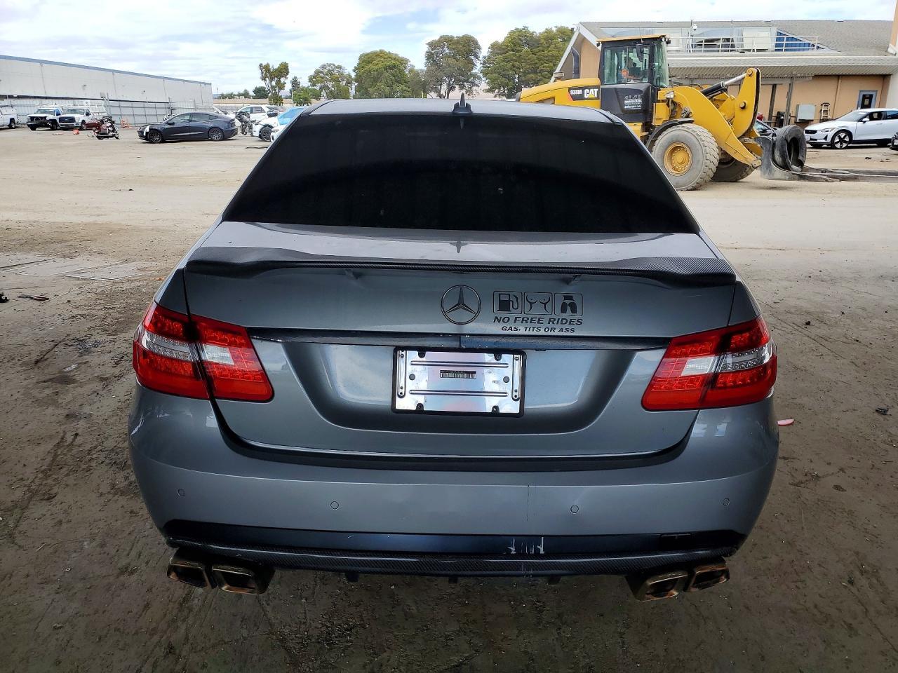 2011 Mercedes-Benz E 550 - Фото 6