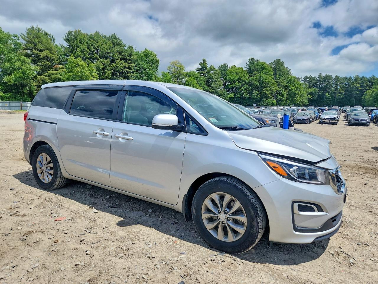 2021 Kia Sedona Lx - Фото 4