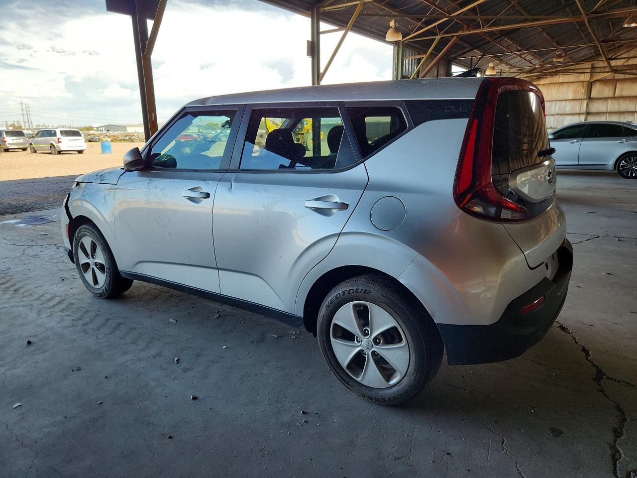 2021 Kia Soul S - Image 2