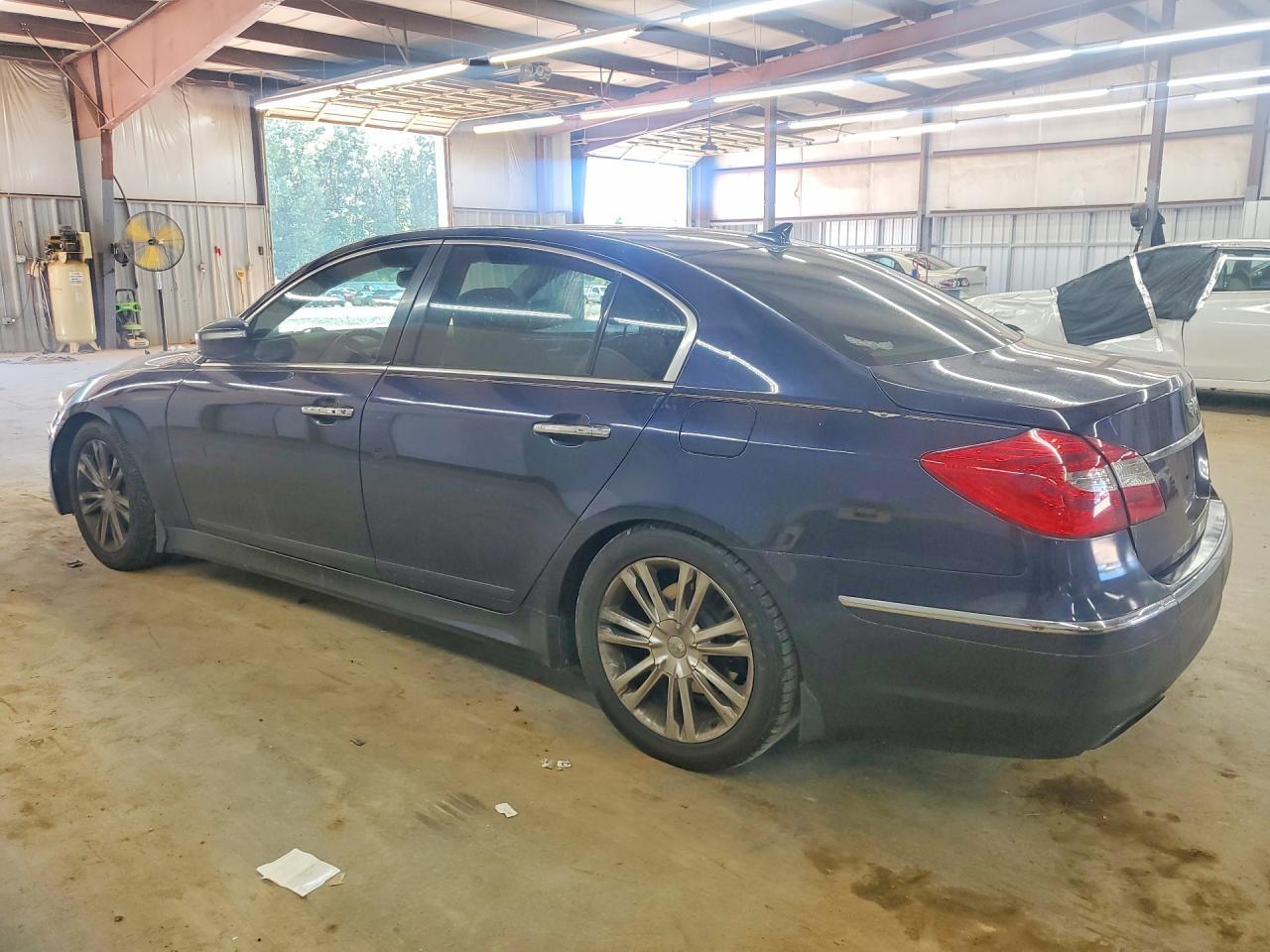 2012 Hyundai Genesis 3.8L - Image 2