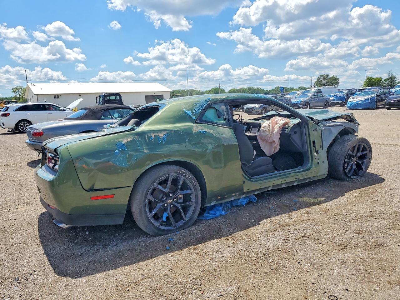 2022 Dodge Challenger R/T - Фото 3