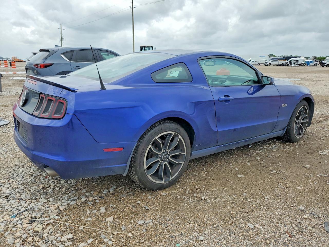 2014 Ford Mustang - Image 3