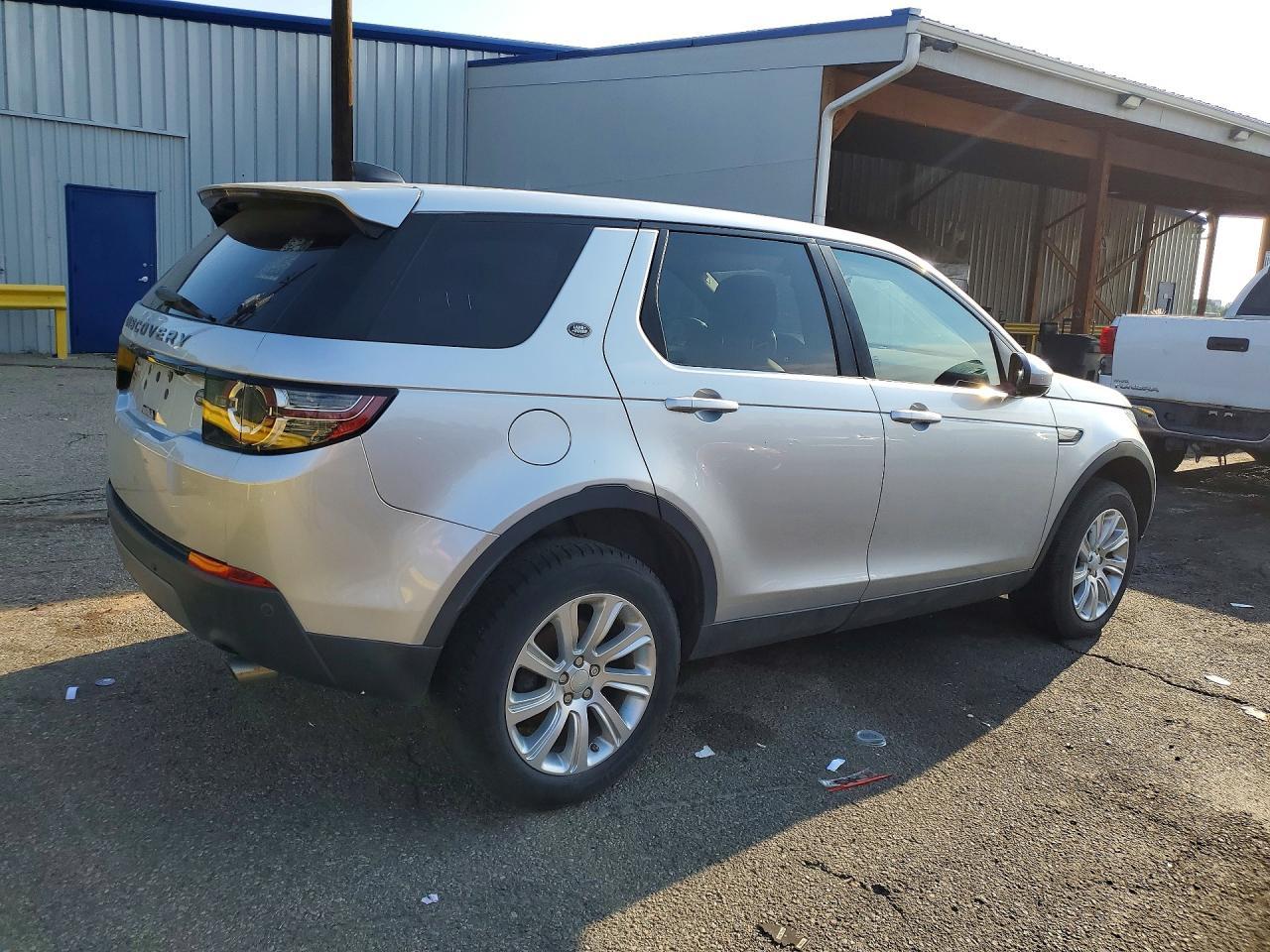 2017 Land Rover Discovery Sport Se - Фото 3