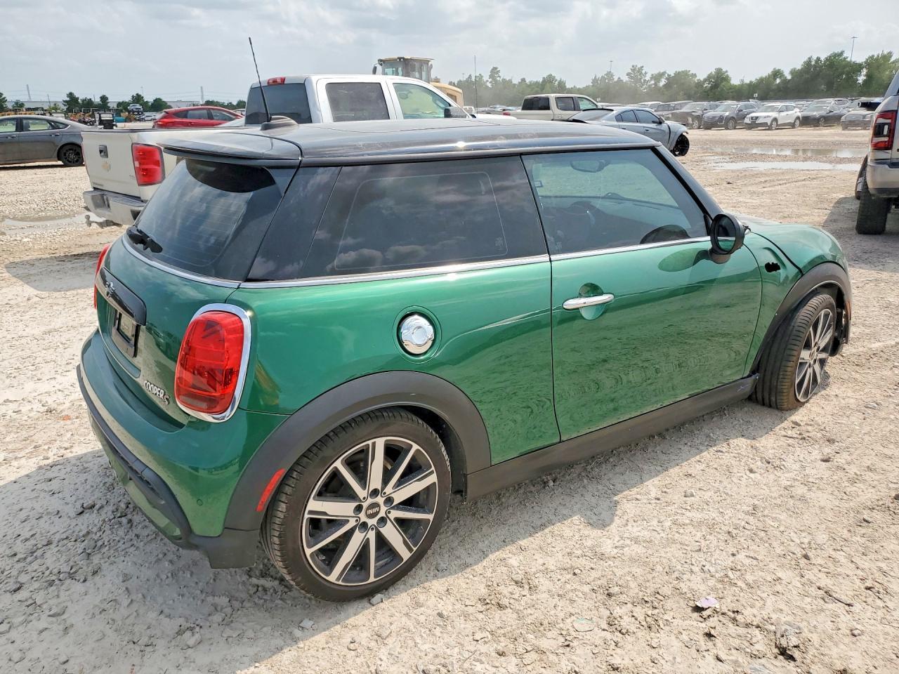 2024 Mini Cooper S - Image 3