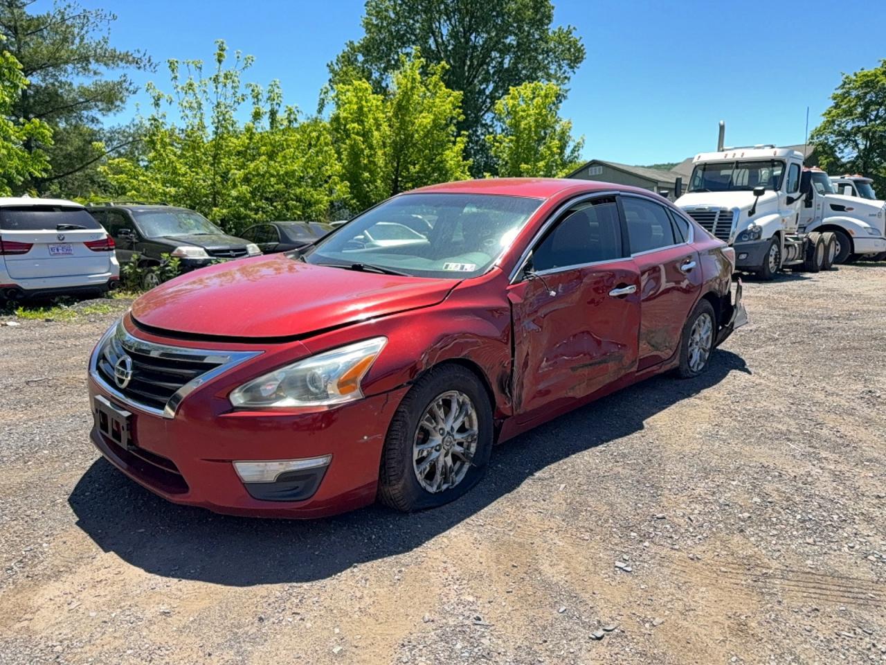 2014 Nissan Altima 2.5 S - Image 2