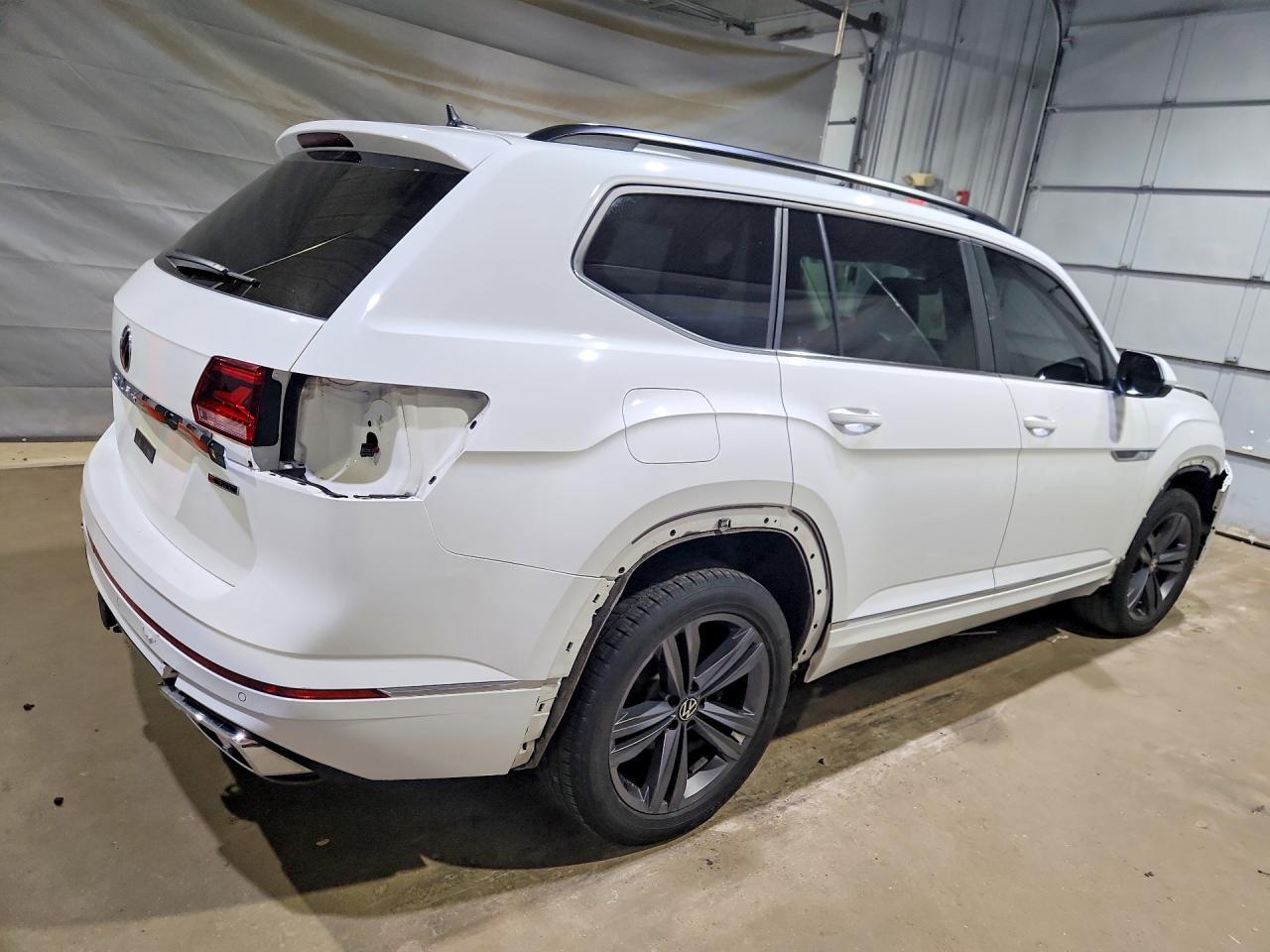 2021 Volkswagen Atlas Se - Фото 3