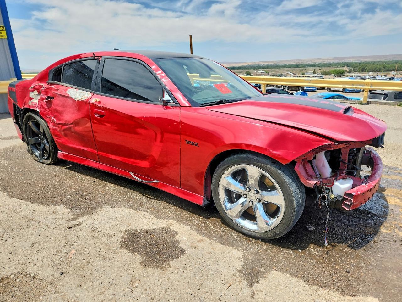 2017 Dodge Charger R - Image 4