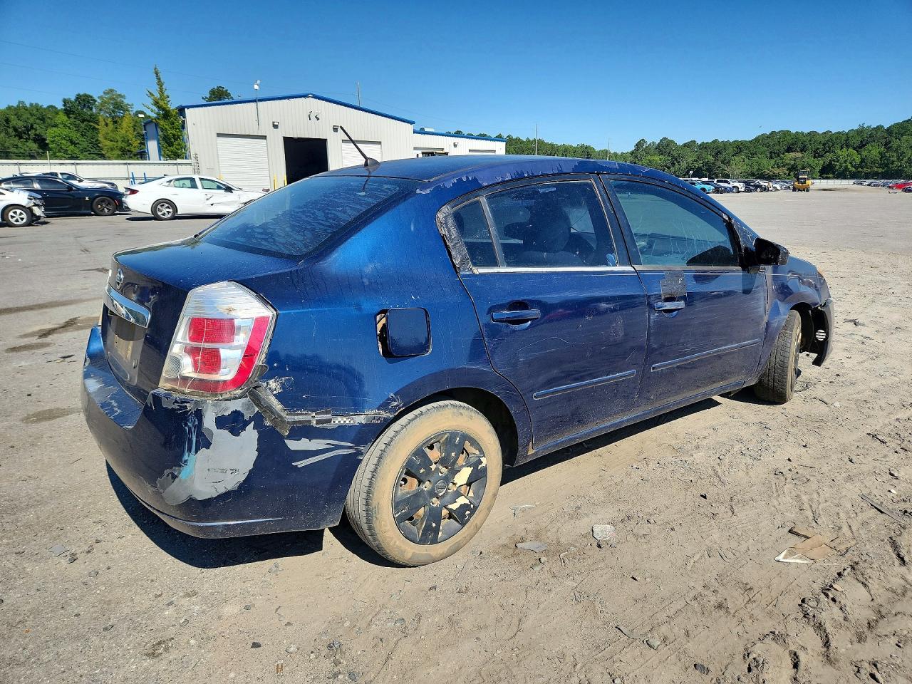 2010 Nissan Sentra 2.0 - Image 3