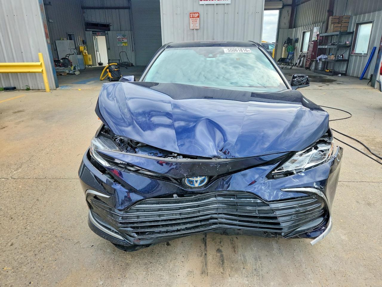 2021 Toyota Camry Le - Фото 5
