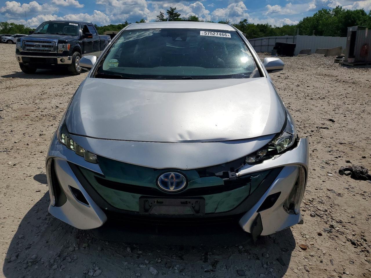 2017 Toyota Prius Prime Plus - Фото 5