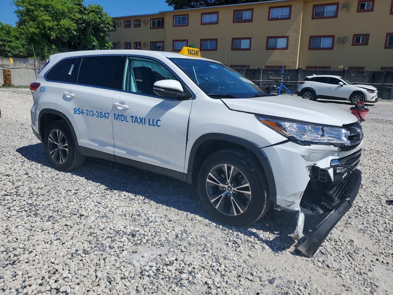 2019 Toyota Highlander Le - Image 4