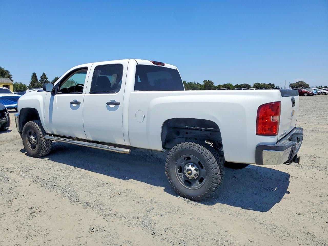 2013 Chevrolet Silverado C2500 Heavy Duty - Фото 2