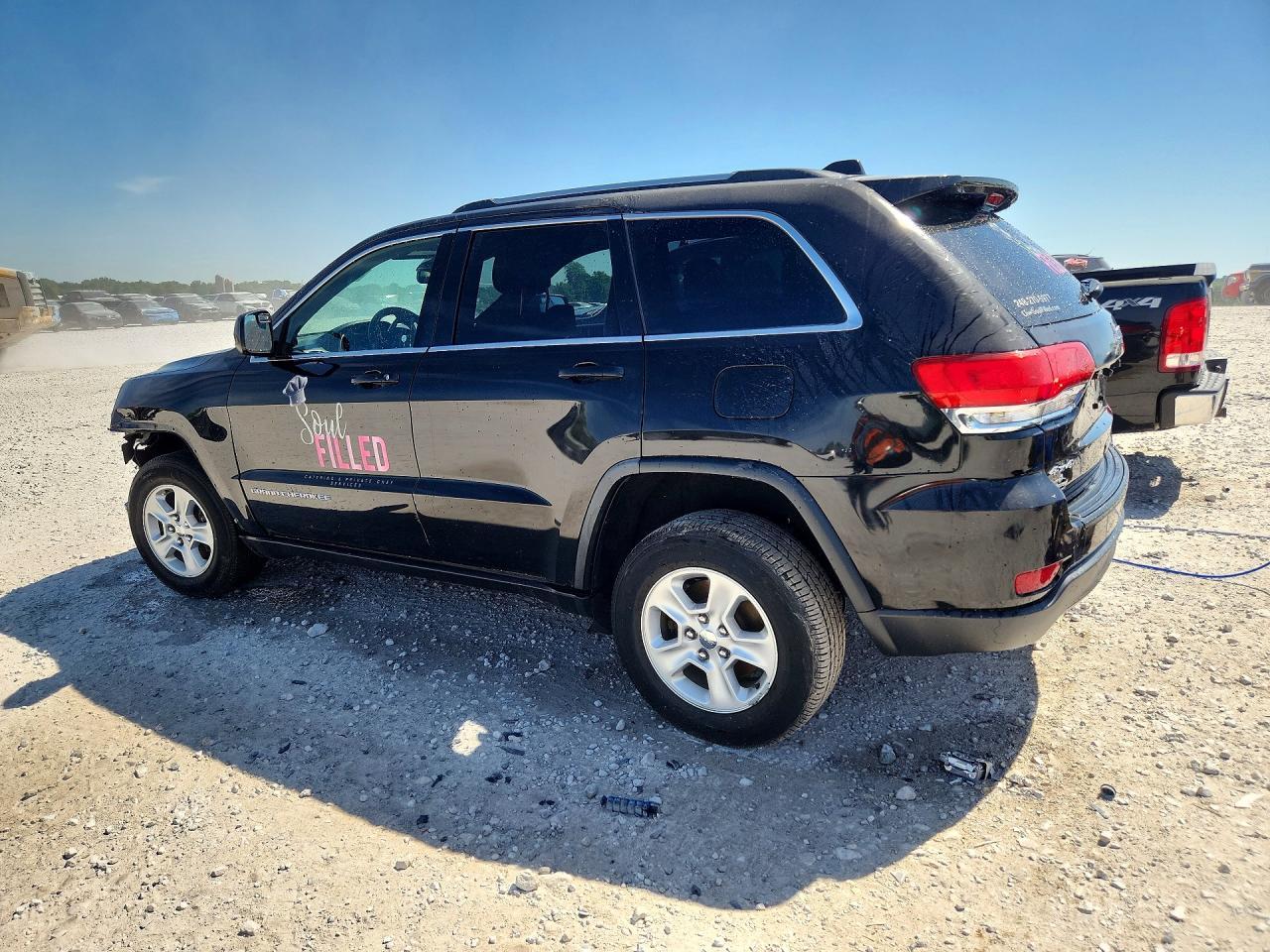 2015 Jeep Grand Cherokee Laredo - Image 2
