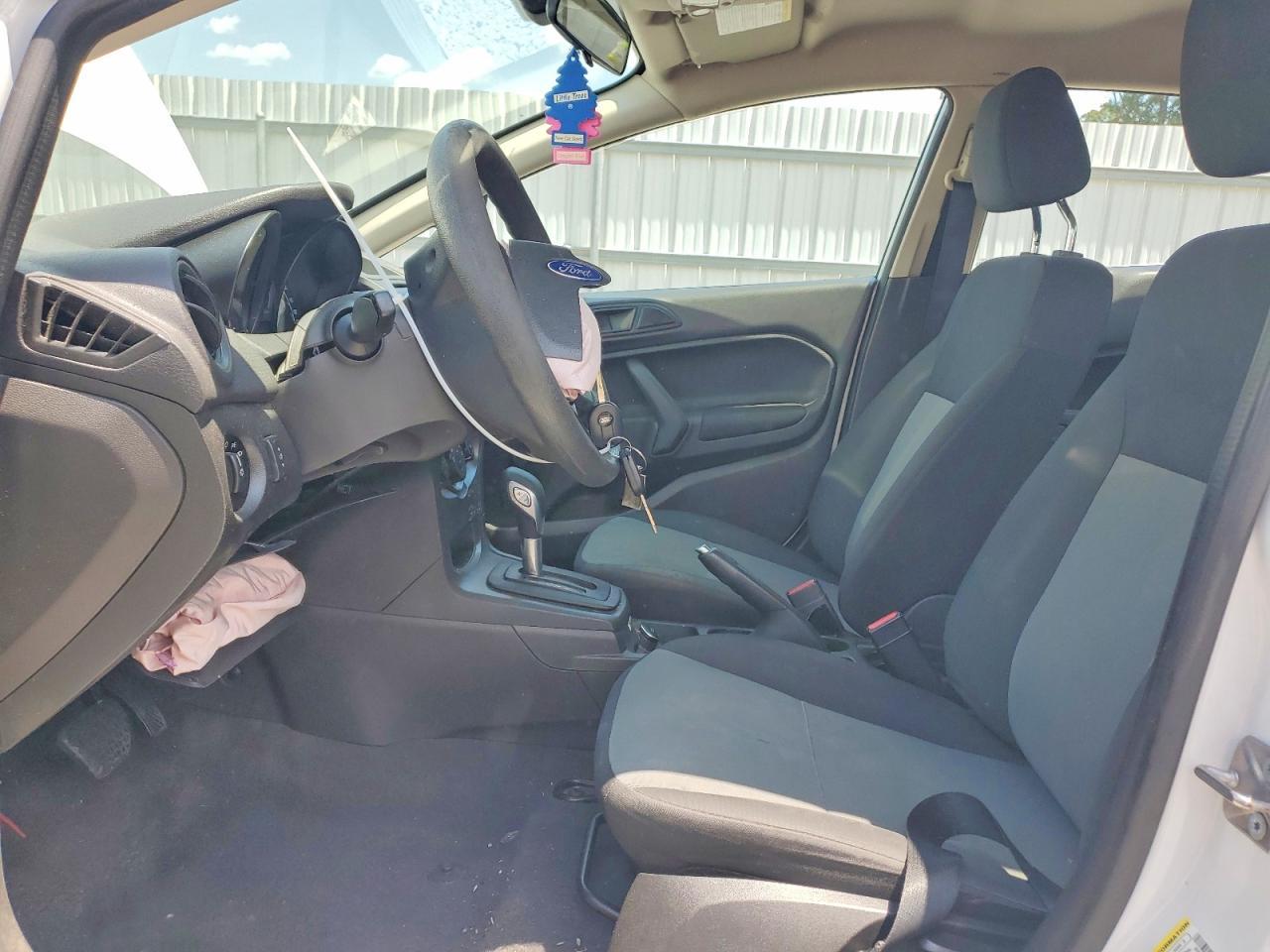 2019 Ford Fiesta S - Image 7