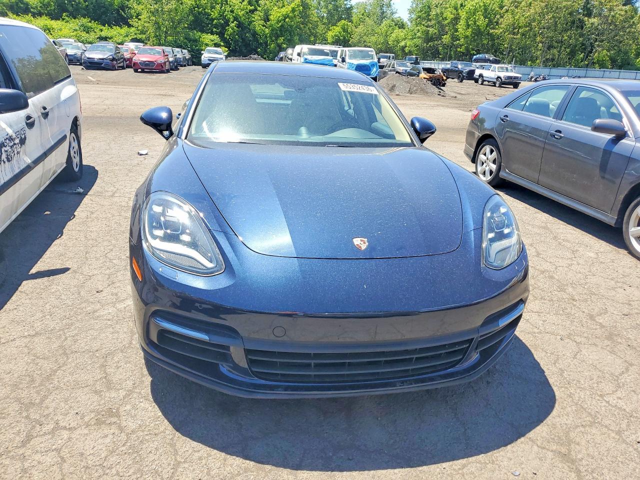 2018 Porsche Panamera 4 - Image 5