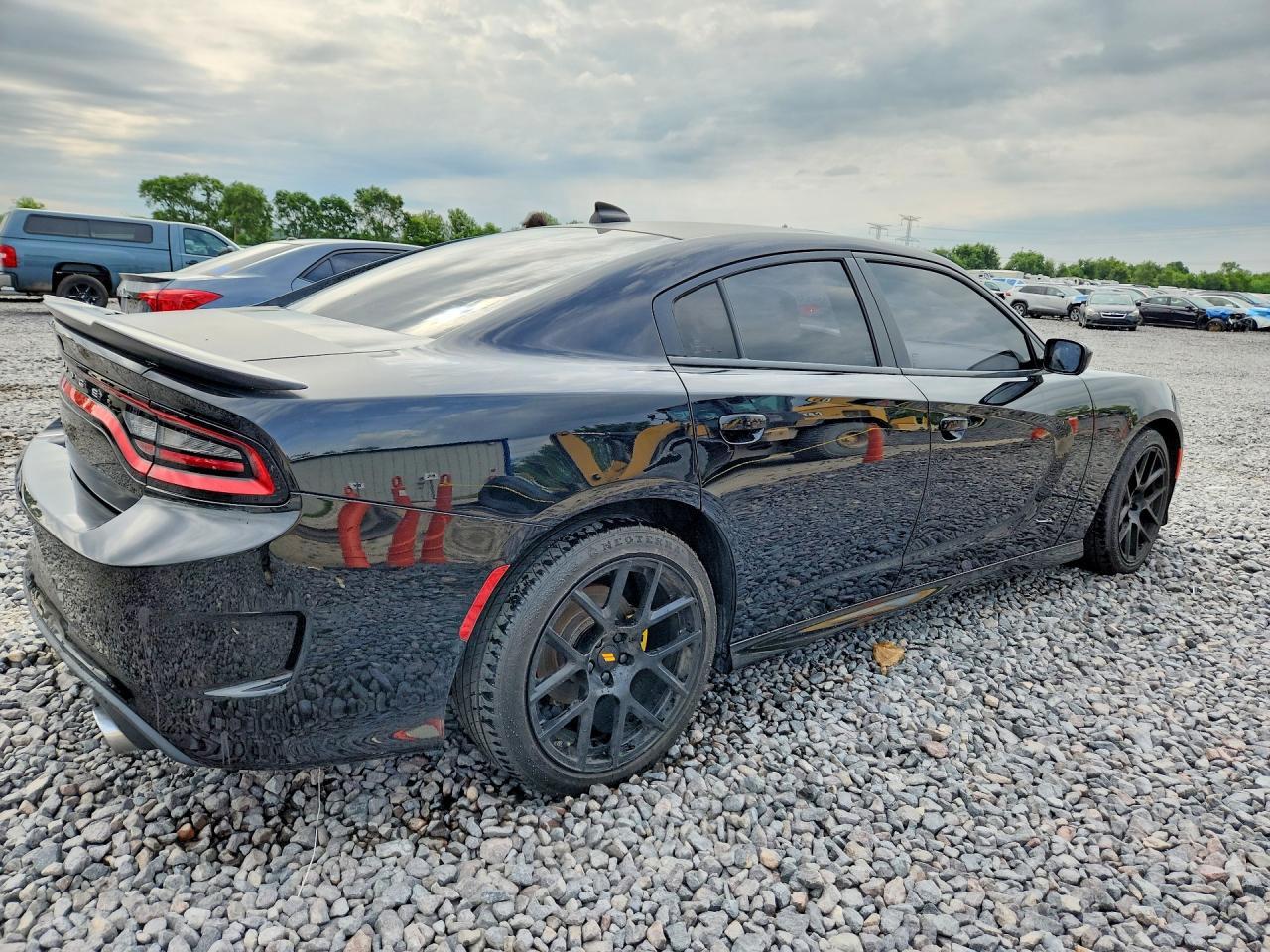2020 Dodge Charger R - Image 3
