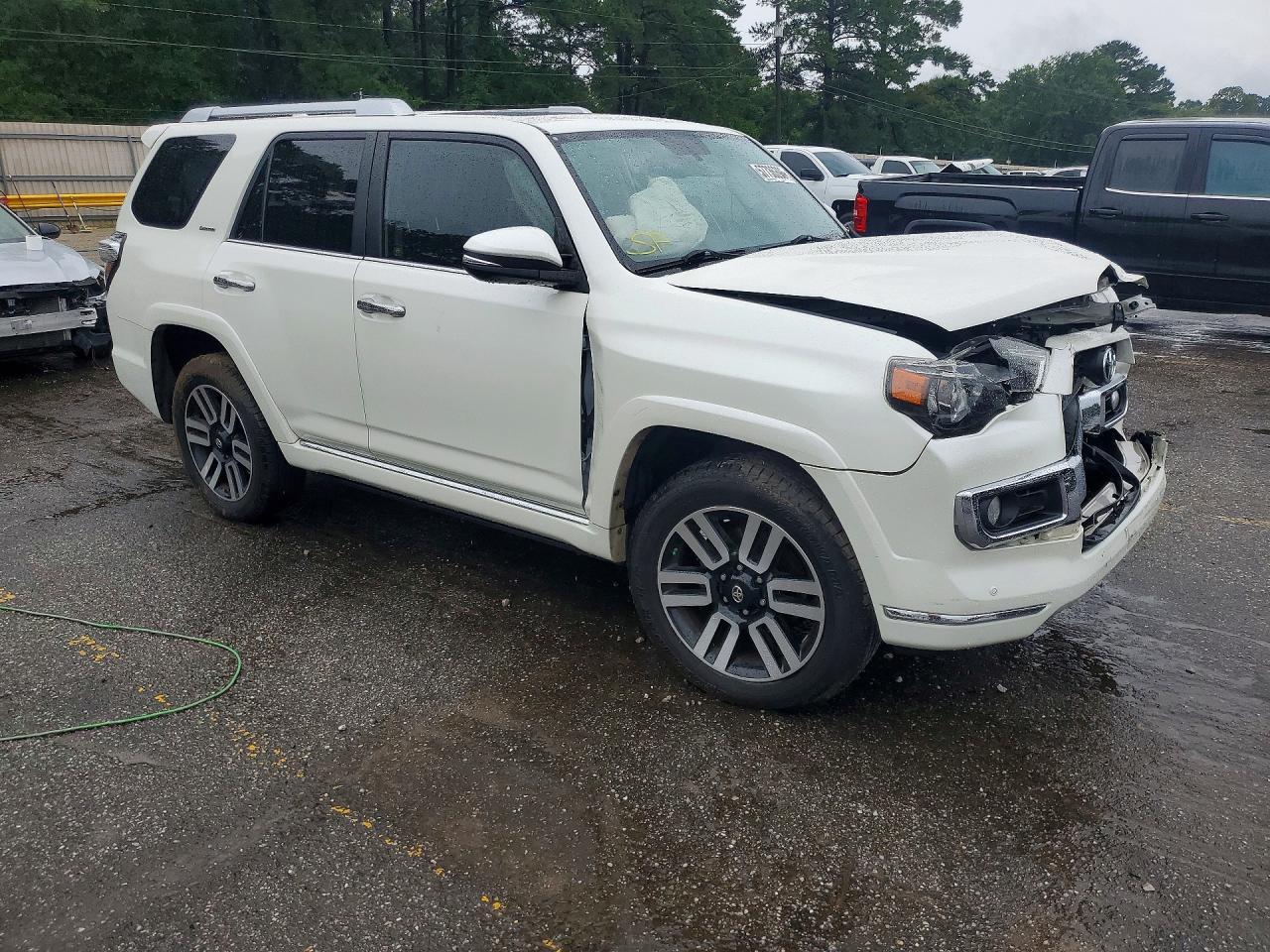 2018 Toyota 4Runner Limited - Image 4