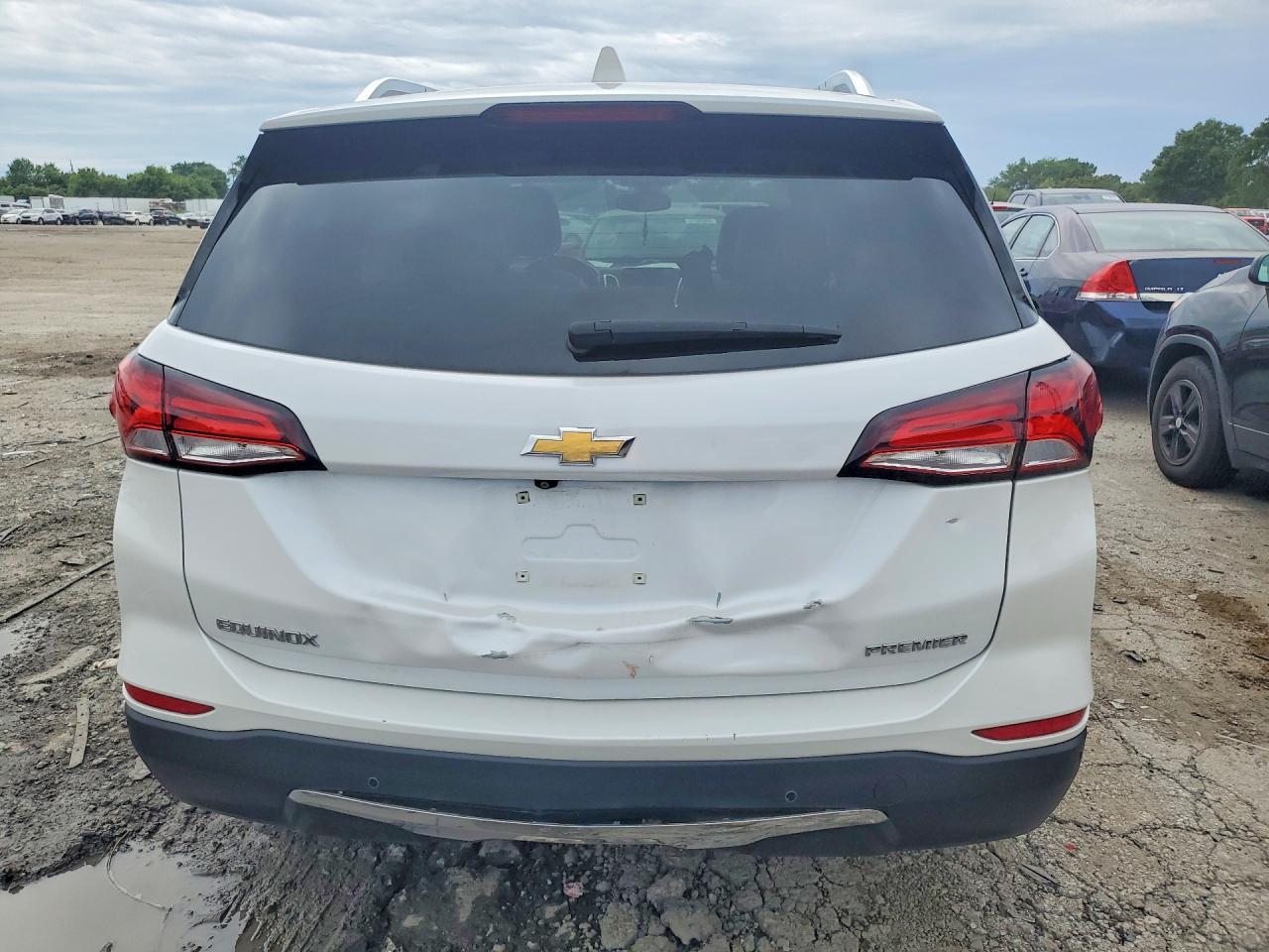 2024 Chevrolet Equinox Premier - Image 6
