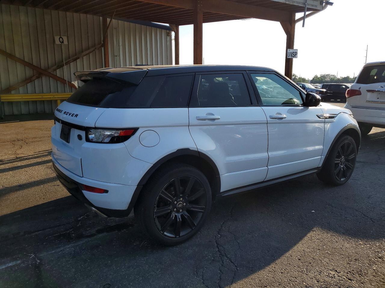 2014 Land Rover Range Rover Evoque Dynamic Premium - Image 3
