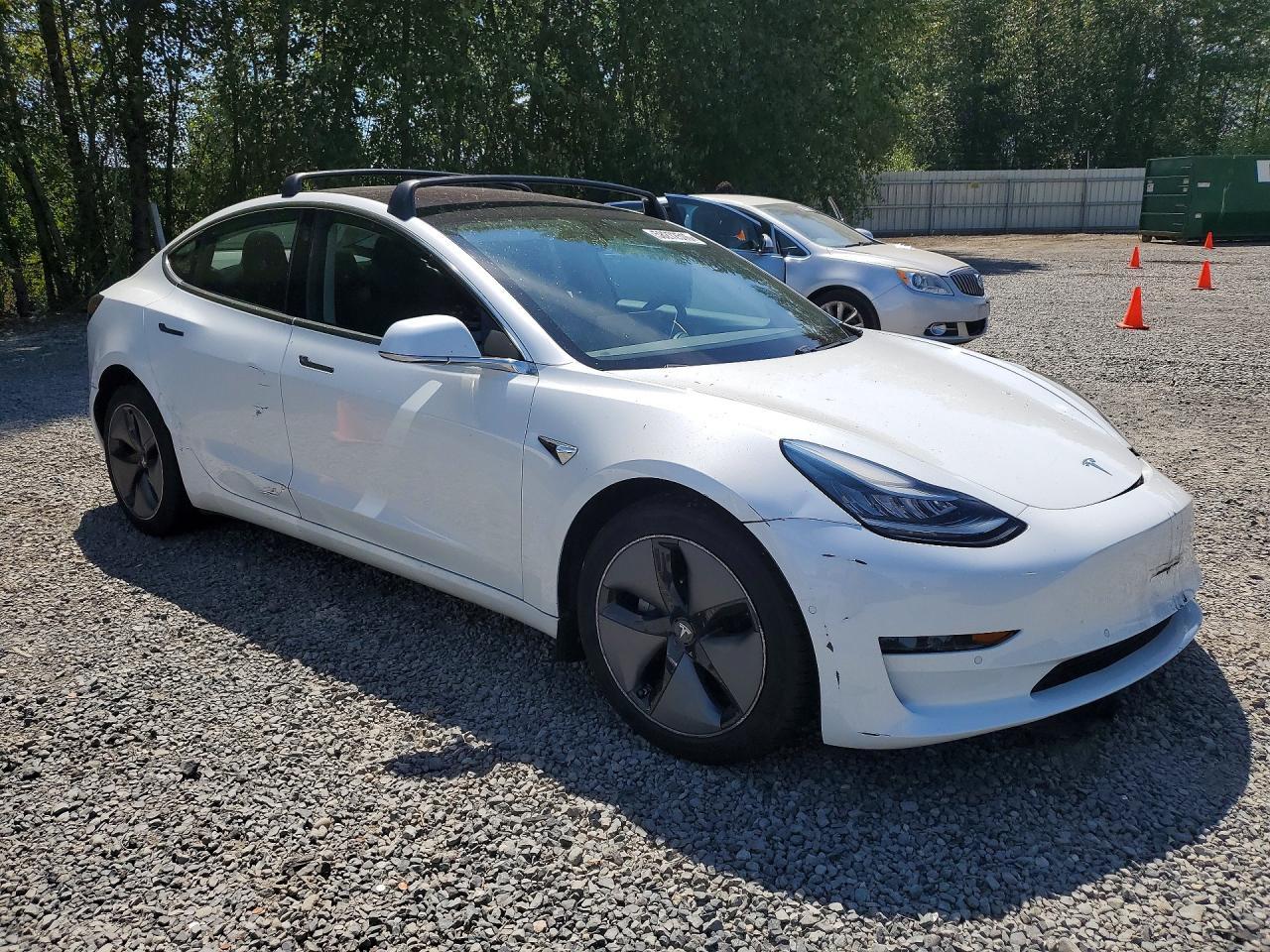 2018 Tesla Model 3 - Фото 4