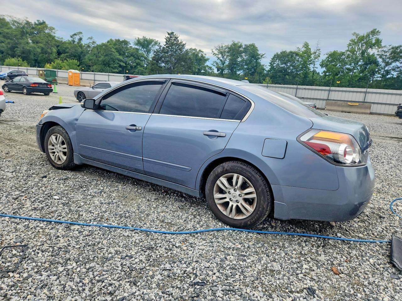 2012 Nissan Altima 2.5 - Фото 2